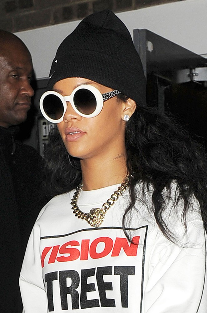 Rihanna;<br>Rihanna Arrives Back at Her Hotel Late at Night