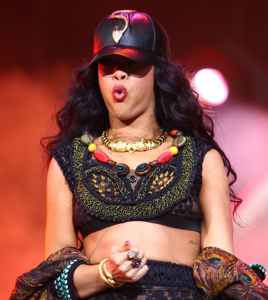 Rihanna;<br>Barclaycard Wireless Festival 2012 - Day 3