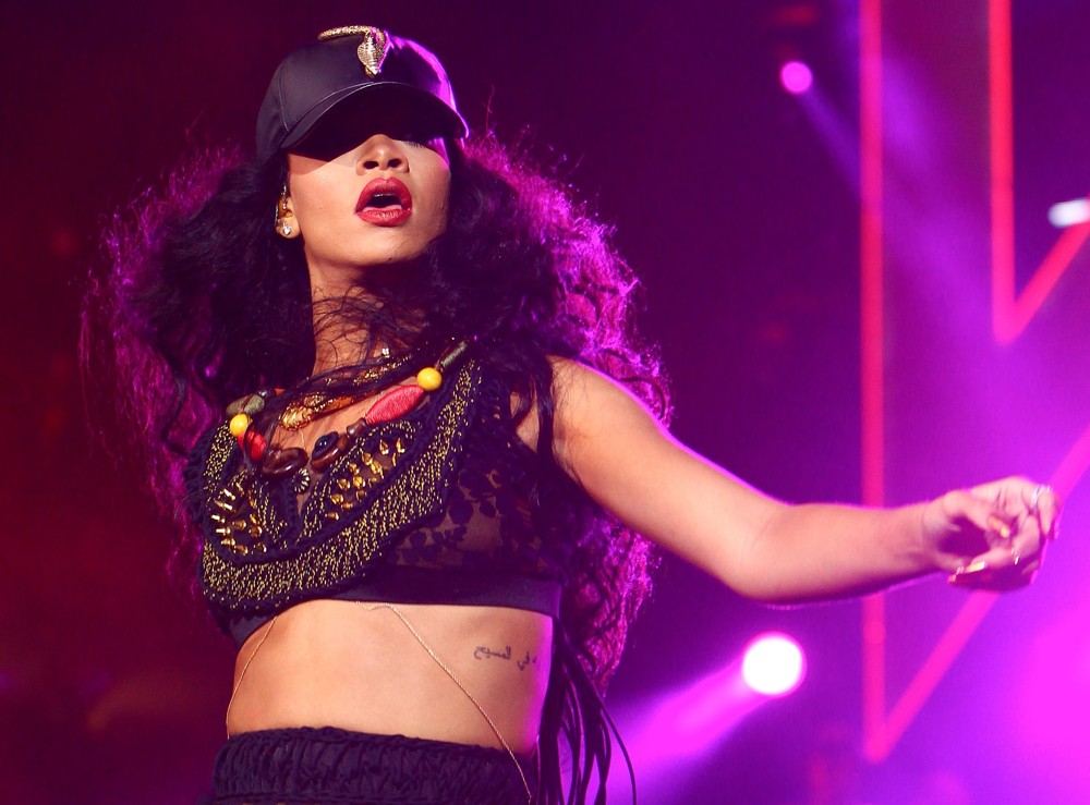 Rihanna;<br>Barclaycard Wireless Festival 2012 - Day 3