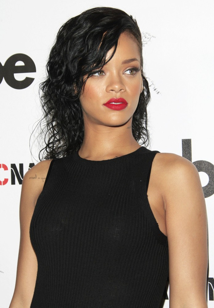 Rihanna;<br>Rihanna Arrives at Her Halloween Party