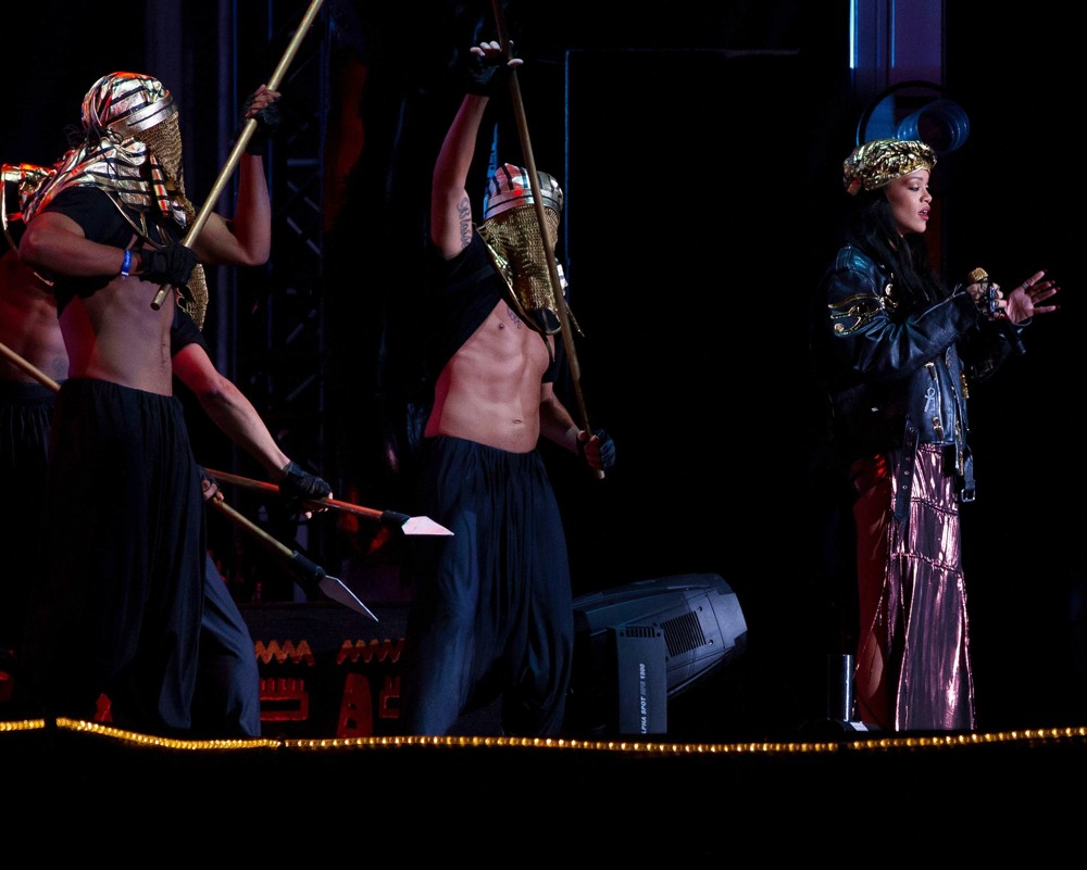 Rihanna;<br>Rihanna Performing at Peace and Love Festival