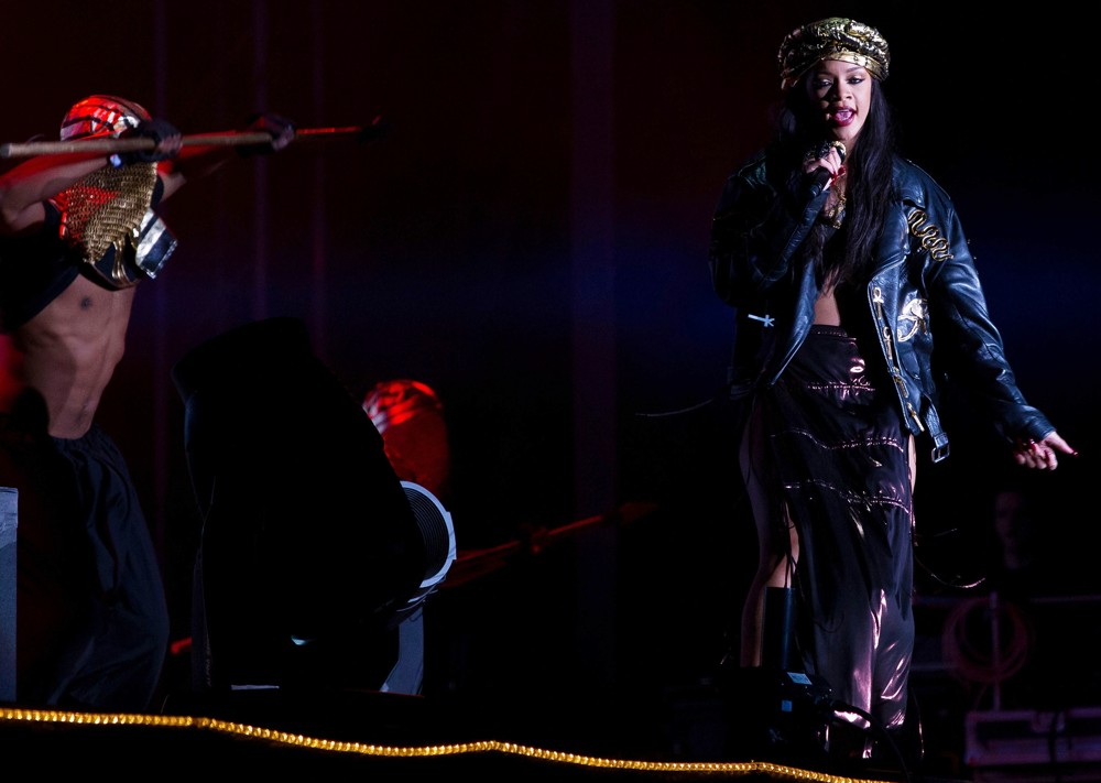 Rihanna;<br>Rihanna Performing at Peace and Love Festival