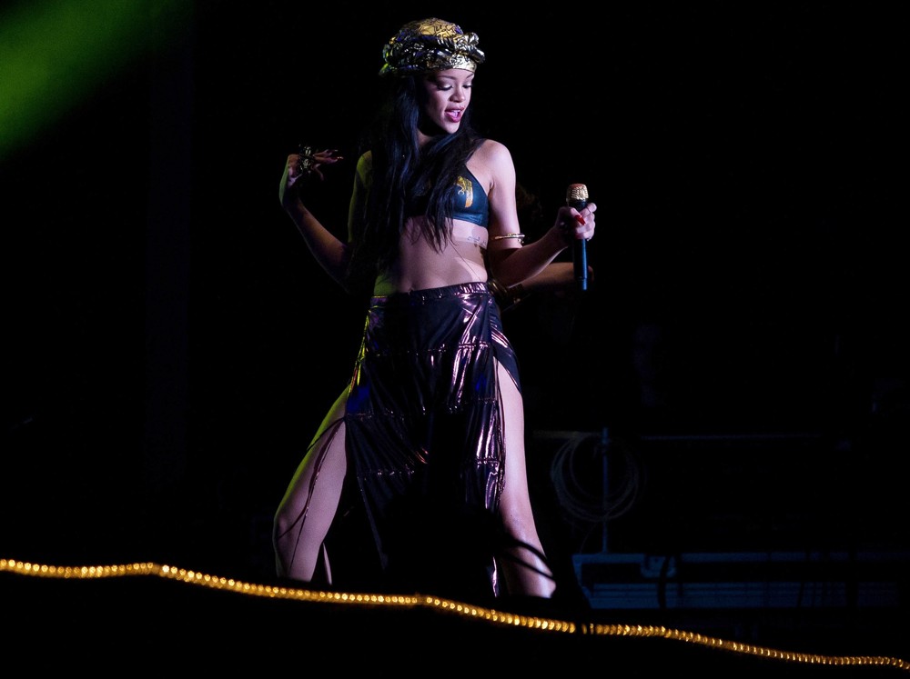 Rihanna;<br>Rihanna Performing at Peace and Love Festival