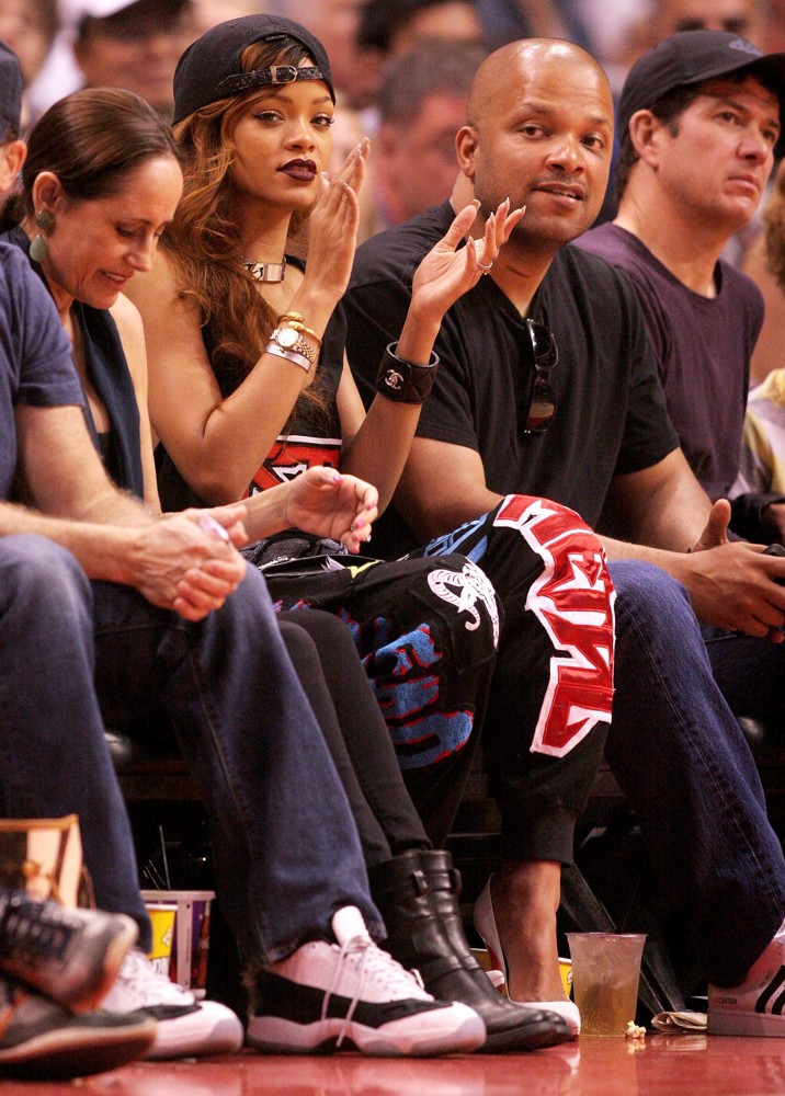 Rihanna;<br>Celebrities Watch The Los Angeles Lakers vs The Los Angeles Clippers