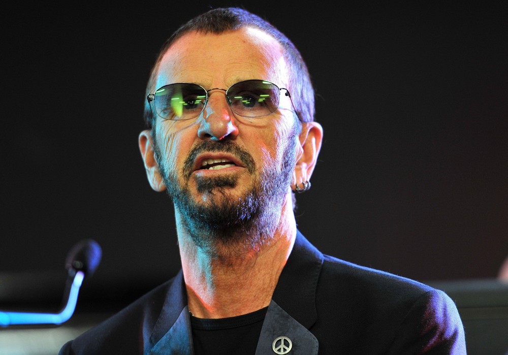 Ringo Starr;<br>Ringo Starr Unveils His Uniquely Designed Replica Knotted Gun - Photocall
