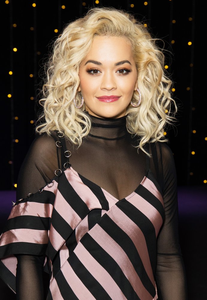 Rita Ora Meets Fans and Signs Copies of Her Album Phoenix