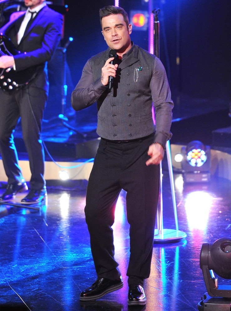 Robbie Williams;<br>Robbie Williams Performs on Scandinavian Primetime Talkshow Skavlan Filmed