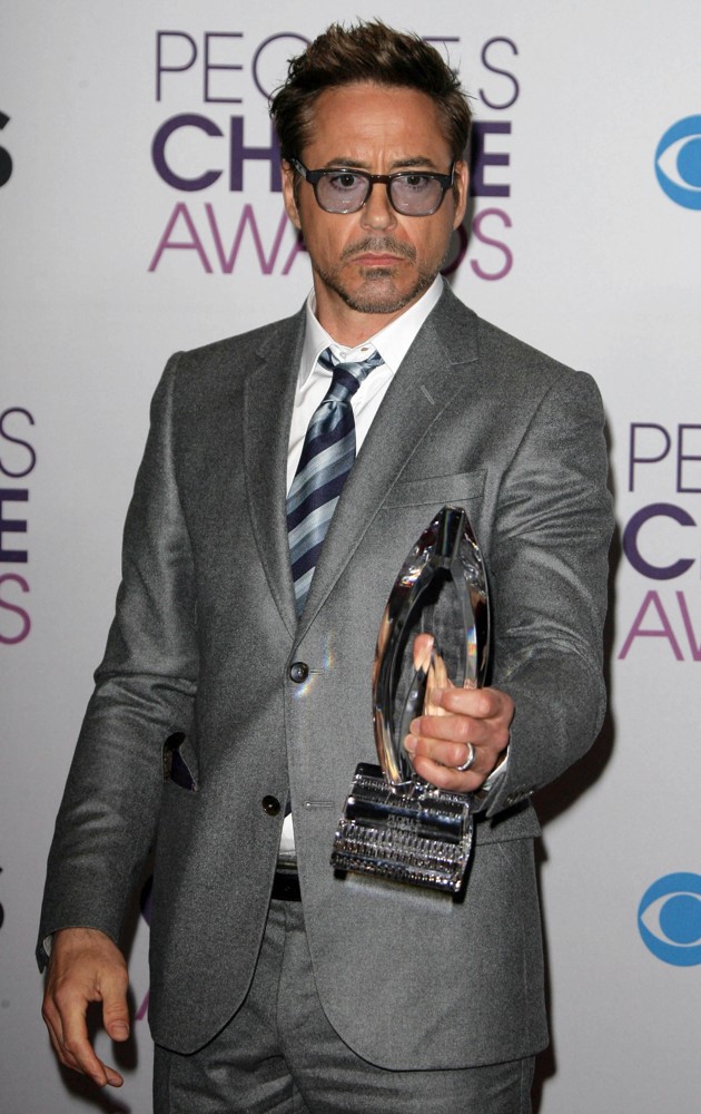 Robert Downey Jr.;<br>People's Choice Awards 2013 - Press Room