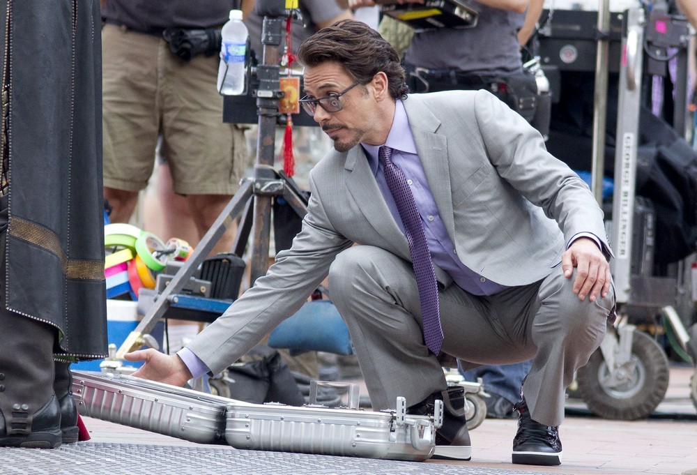 Robert Downey Jr.;<br>Actors on The Set of The Avengers Shooting on Location in Manhattan