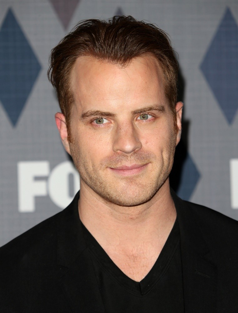 Robert Kazinsky Pictures, Latest News, Videos.