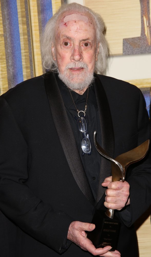 Robert Towne Picture 5 - 2016 Writers Guild Awards - Press Room