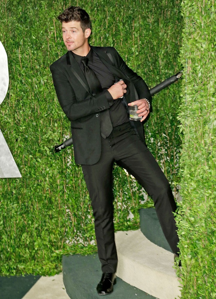 Robin Thicke;<br>2013 Vanity Fair Oscar Party - Arrivals