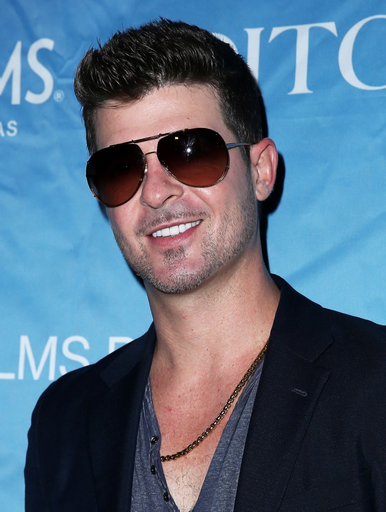 Robin Thicke at Ditch Fridays