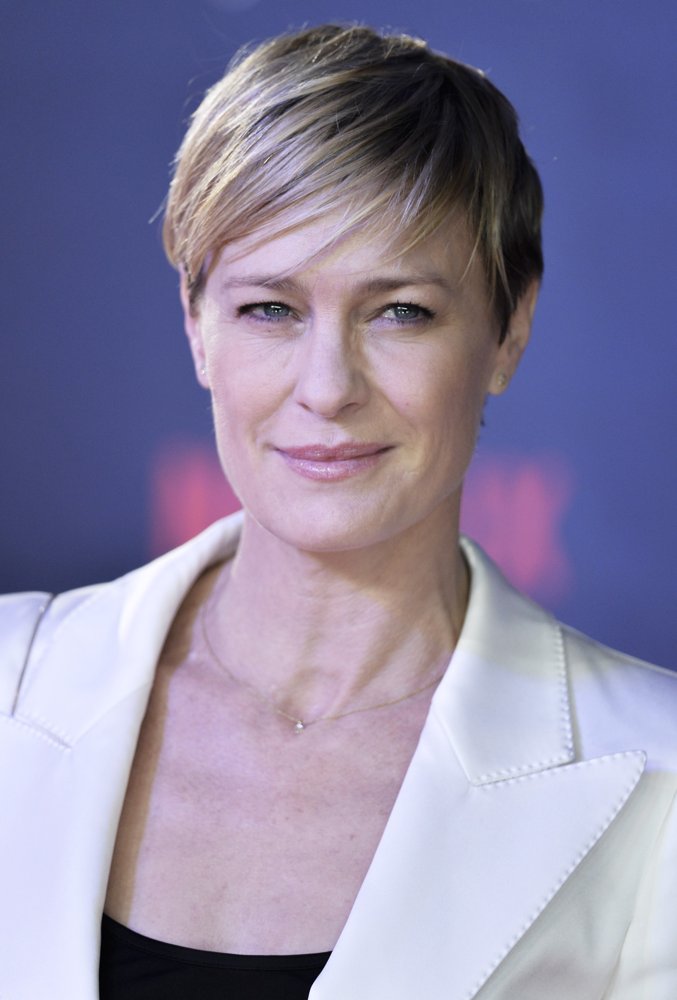 Robin Wright Penn Picture 52 - 68th Emmy Awards - Arrivals