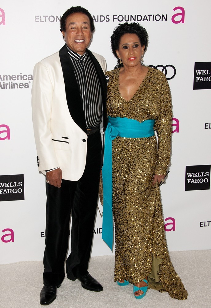 Smokey Robinson;Frances Gladney;<br>The 20th Annual Elton John AIDS Foundation's Oscar Viewing Party - Arrivals