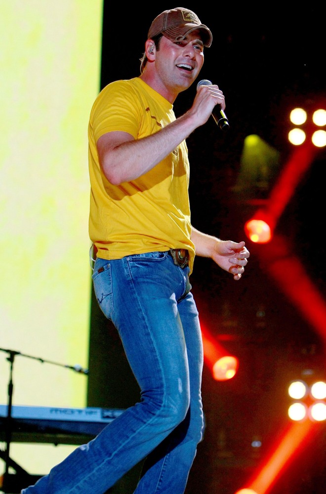 Rodney Atkins;<br>The 2009 CMA Music Festival - Day 2 - The Ultimate Country Music Fan Experience