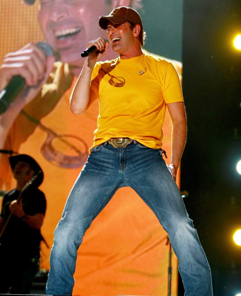 Rodney Atkins;<br>The 2009 CMA Music Festival - Day 2 - The Ultimate Country Music Fan Experience