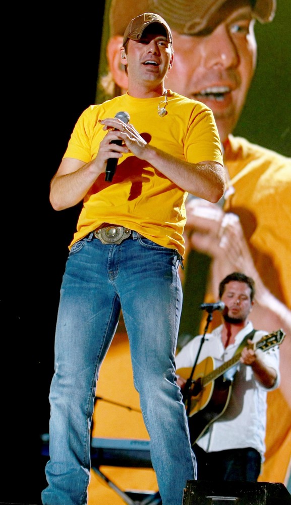 Rodney Atkins;<br>The 2009 CMA Music Festival - Day 2 - The Ultimate Country Music Fan Experience
