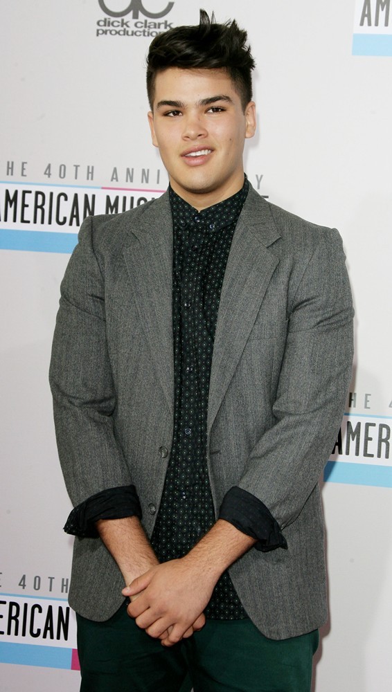 Romeo Testa;<br>The 40th Anniversary American Music Awards - Arrivals