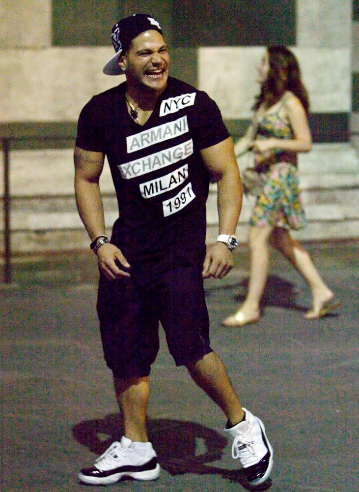 Ronnie Ortiz-Magro;<br>Jersey Shore Cast Members Spend The Evening Drinking at Astor Cafe