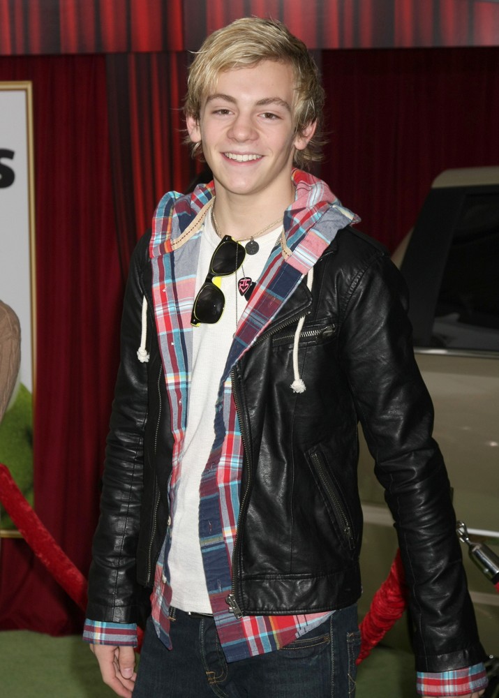 Ross Lynch;R5;<br>The Premiere of Walt Disney Pictures' The Muppets - Arrivals