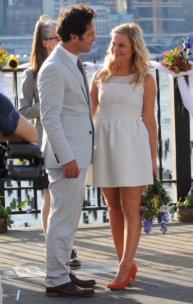 Paul Rudd;Amy Poehler;<br>Paul Rudd and Amy Poehler Filming They Came Together on Location