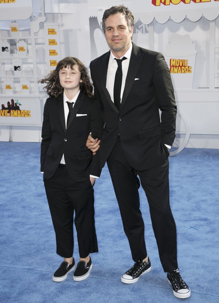Bella Notte Ruffalo;Mark Ruffalo;<br>The 2015 MTV Movie Awards - Red Carpet Arrivals
