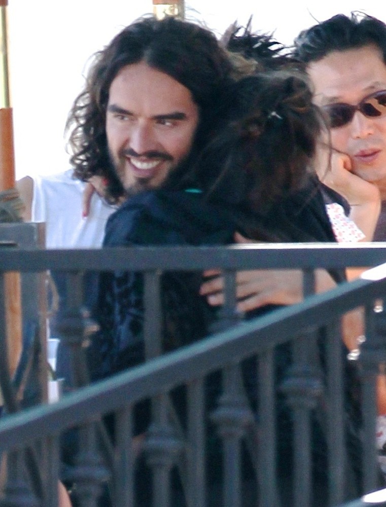 Russell Brand;<br>Russell Brand at Urth Caffe with Friends