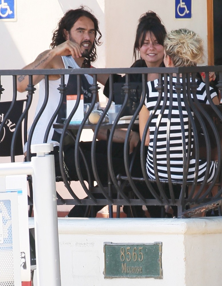 Russell Brand;<br>Russell Brand at Urth Caffe with Friends