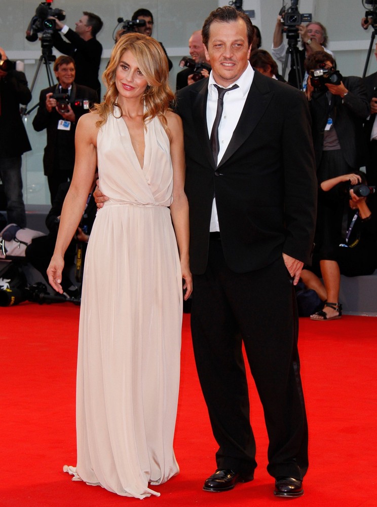 Angelica Russo;Gabriele Muccino;<br>The 69th Venice Film Festival - To the Wonder - Premiere - Red Carpet