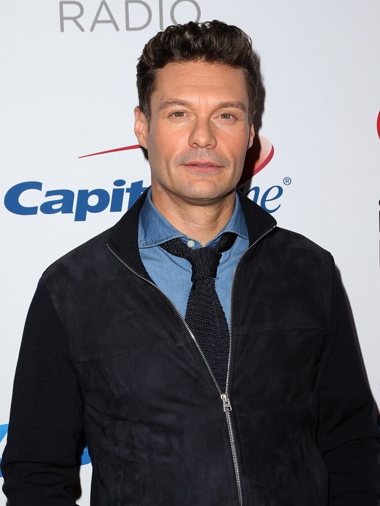 Ryan Seacrest Picture 204 - Kiis Fm'S Iheartradio Jingle Ball 2015 ...