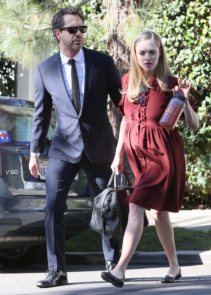 Thomas Sadoski;Amanda Seyfried;<br>Amanda Seyfried Out with Thomas Sadoski
