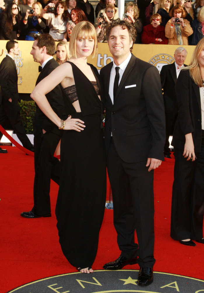 Sunrise Coigney;Mark Ruffalo;<br>The 17th Annual Screen Actors Guild Awards (SAG Awards 2011) - Arrivals