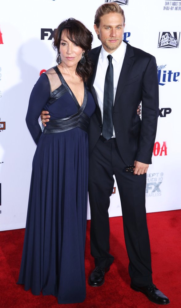Katey Sagal;Charlie Hunnam;<br>FX's Sons of Anarchy Premiere Season 7 - Arrivals