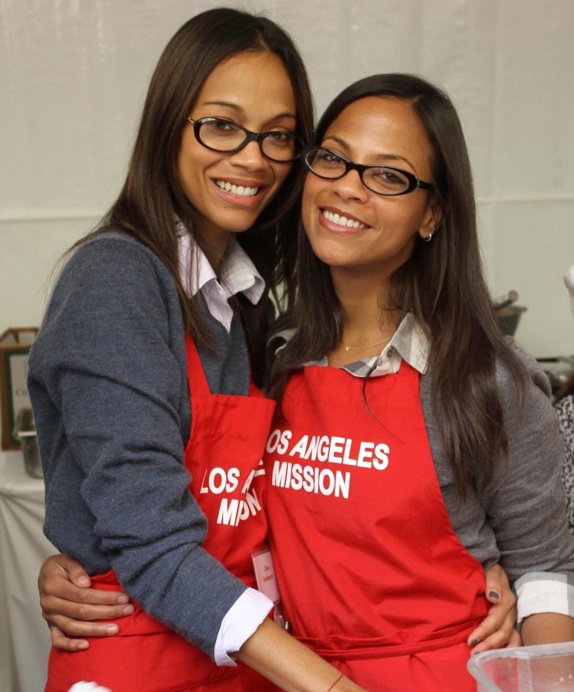 Zoe Saldana;Cicely Saldana;<br>75th Anniversary of The Los Angeles Mission Serving Thanksgiving Dinner to The Homeless