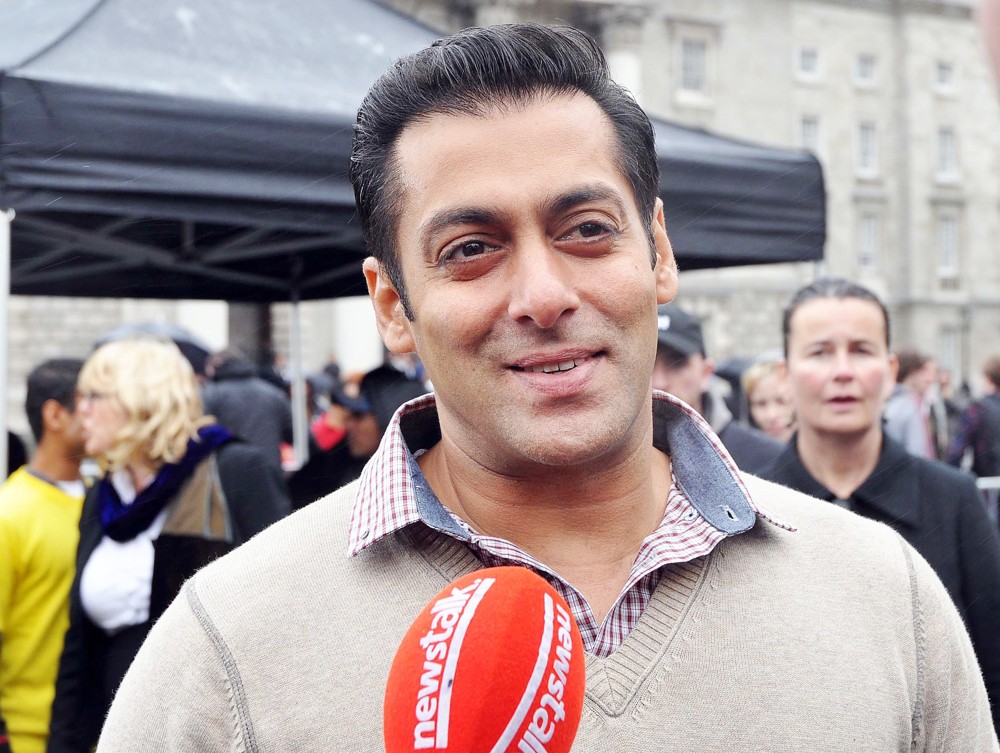 Salman Khan;<br>A Dance Scene Is Filmed on The Set of Ek Tha Tiger