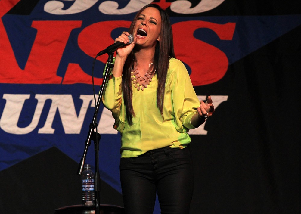 Sara Evans;<br>Sara Evans Performs at The 99.9 Kiss Country Undercover Concert