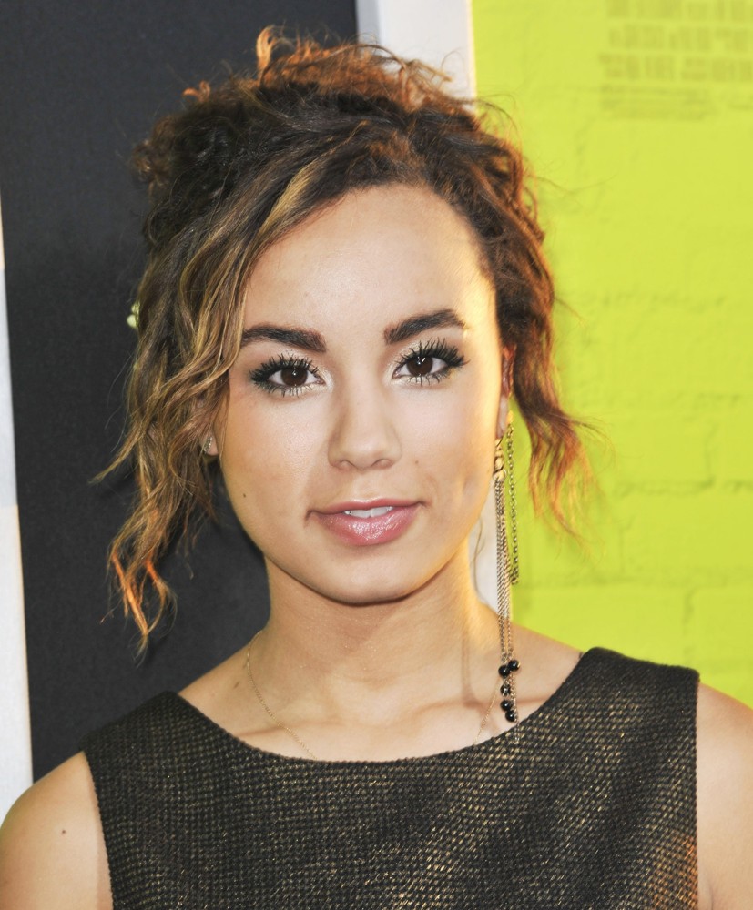 Savannah Jayde;<br>The Los Angeles Premiere of The Perks of Being a Wallflower - Arrivals