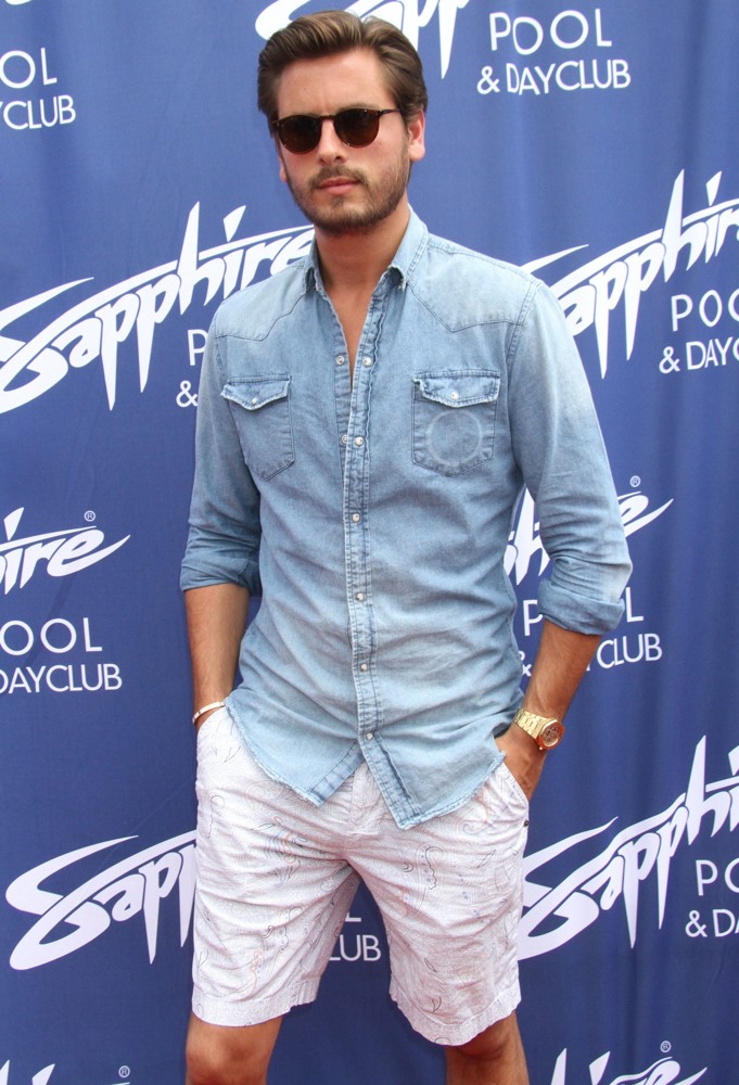Scott Disick Hosts Hamptons in The Desert Party