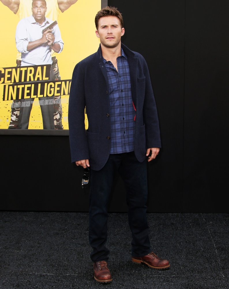 Premiere of Warner Bros. Pictures' Central Intelligence - Arrivals
