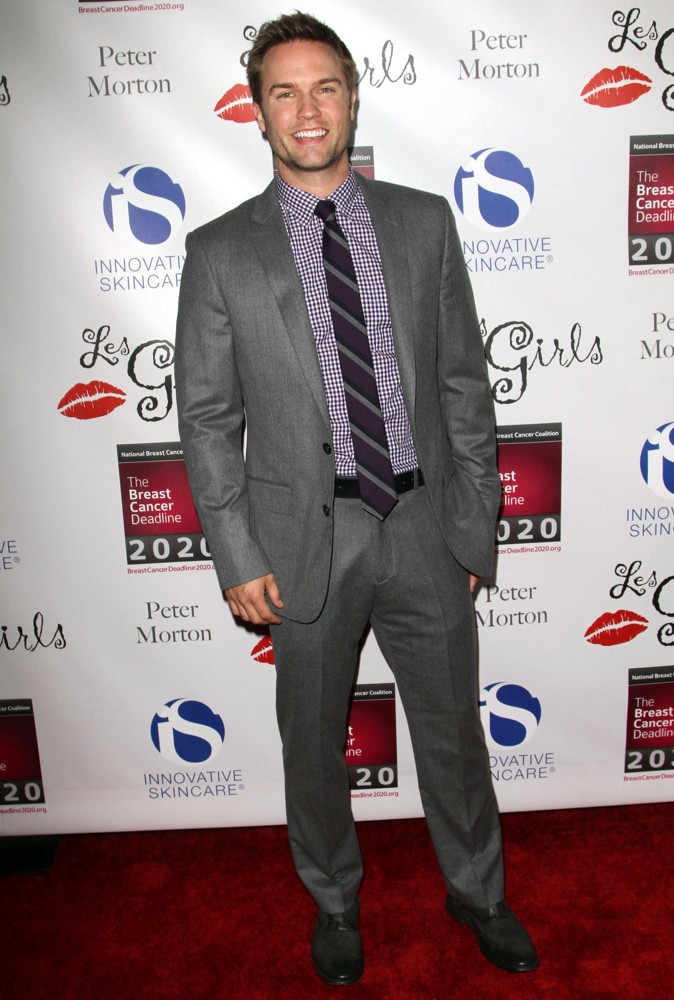 Scott Porter Picture 18 - Les Girls Enticing 11th Annual Cabaret Event