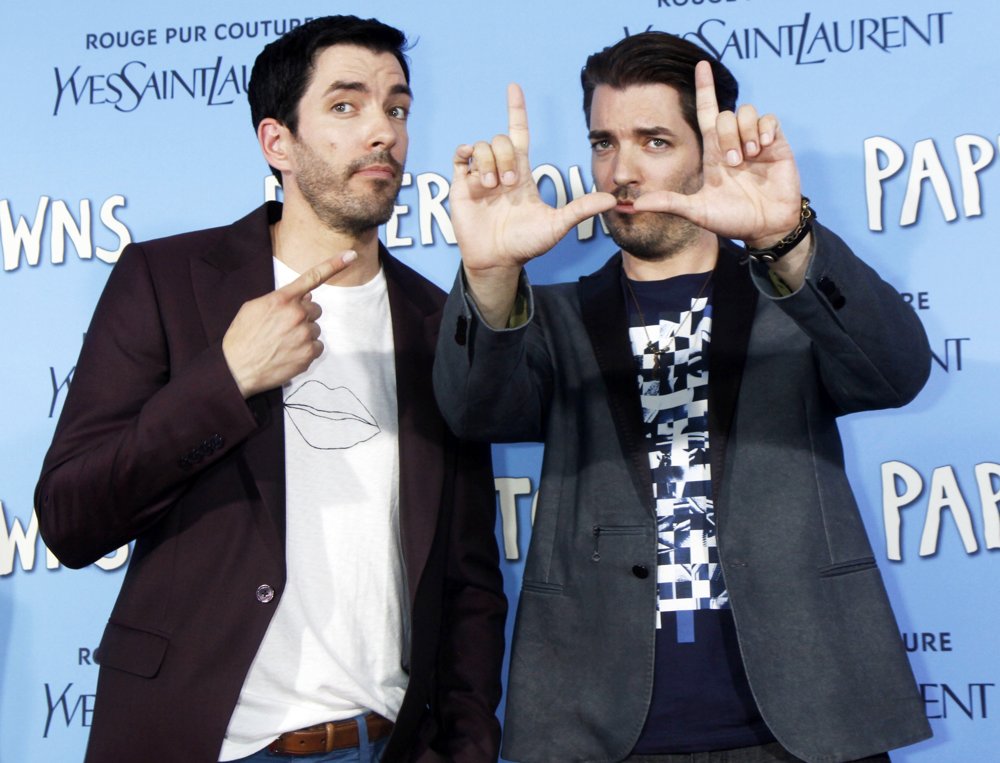 Drew Scott;Jonathan Silver Scott;<br>New York Premiere of Paper Towns - Red Carpet Arrivals