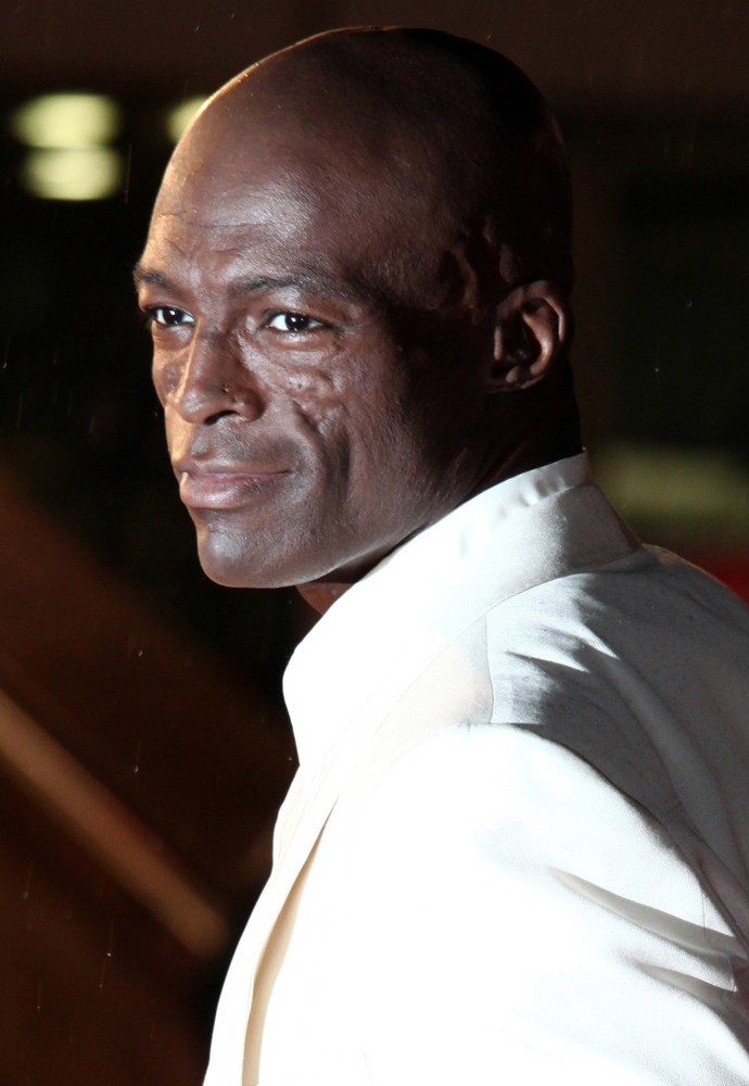 Seal;<br>NRJ Music Awards 2012 - Arrivals