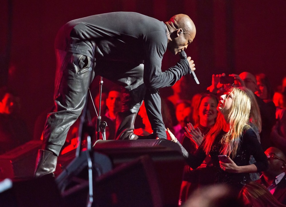 Seal;<br>Seal Performing Live