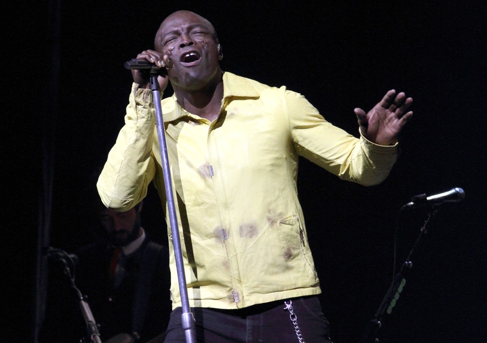 Seal;<br>Seal Performs Live