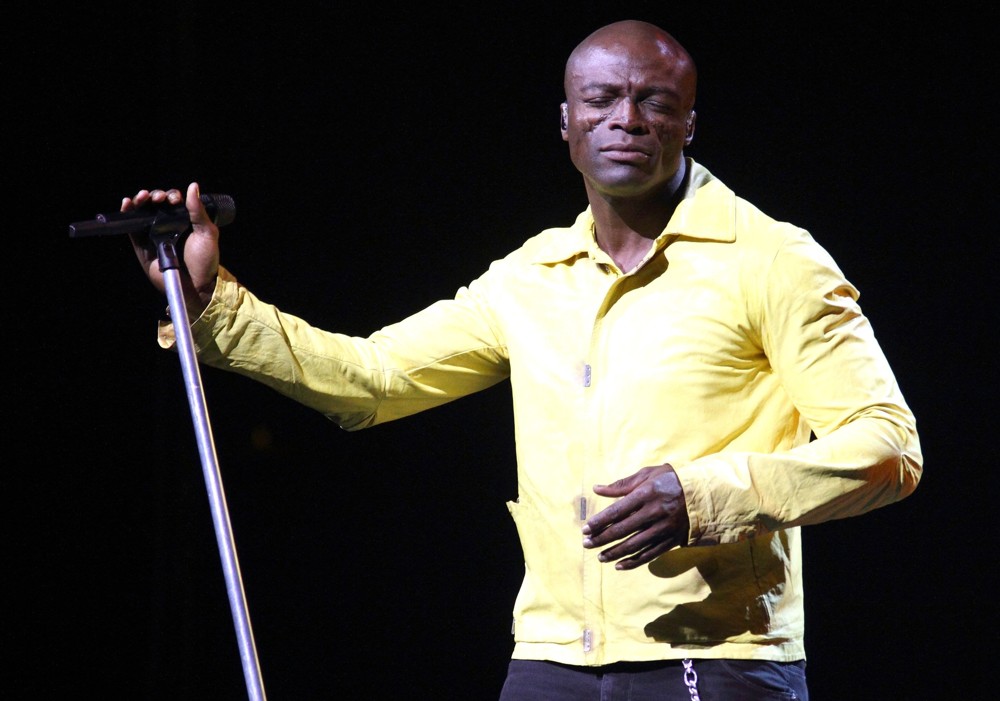 Seal;<br>Seal Performs Live