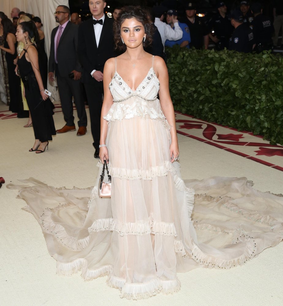Gala Picture 8072 The 2018 Costume Institute's MET Gala Benefit Red