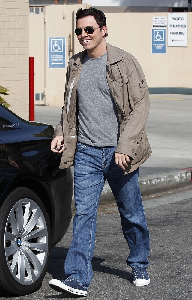 Seth MacFarlane;<br>Seth MacFarlane Leaves A Cafe After Having Lunch