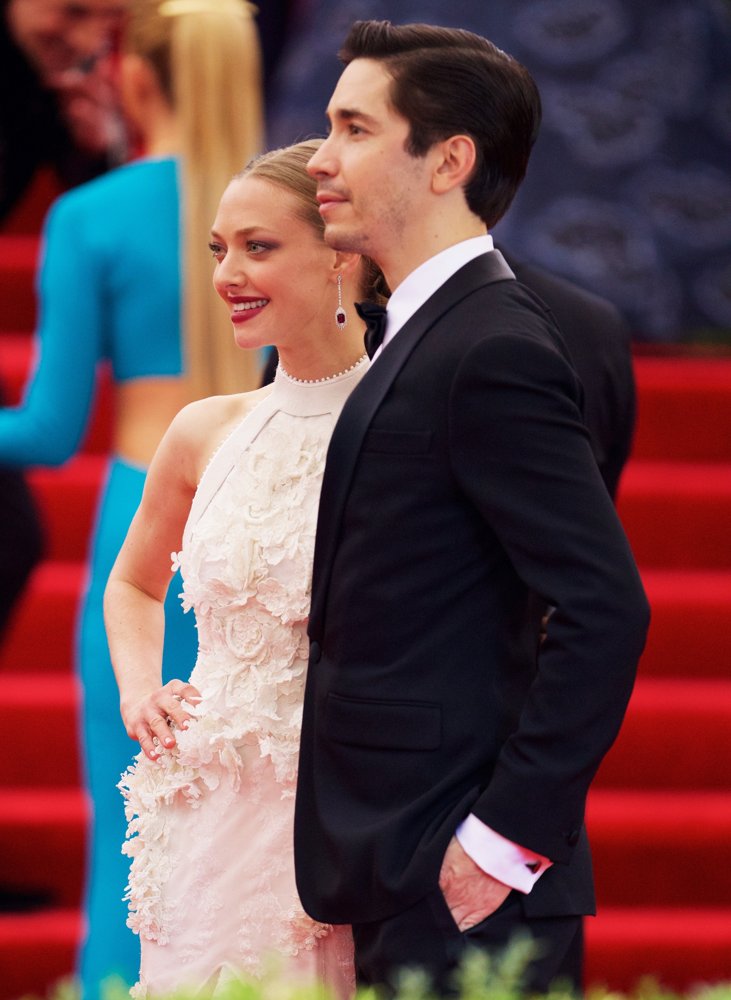 Amanda Seyfried, Justin Long<br>China: Through The Looking Glass Costume Institute Benefit Gala - Red Carpet Arrivals