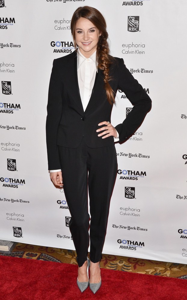 Shailene Woodley;<br>Gotham Awards 2011 - Arrivals